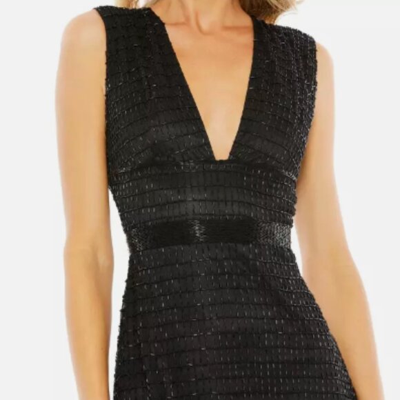 MAC DUGGAL 5625 BEADED CAP SLEEVE V-NECK BLACK SEQUIN COLUMN GOWN sz 14 - Picture 2 of 5